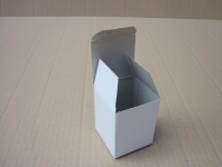 Dárková krabička "lékovka" - bílo-šedá 60x60x75