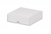Dárková krabička bez průhledu – bílá (120x120x35 mm)
