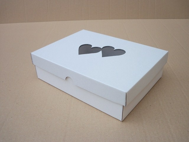 Krabička dno a víko na výslužku (250x190x70)