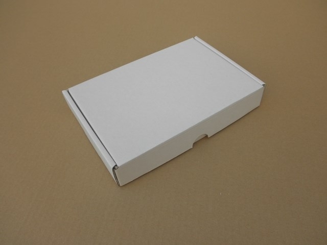 Dárková krabička Fefco 0427-bílo-hnědá(200x140x35)