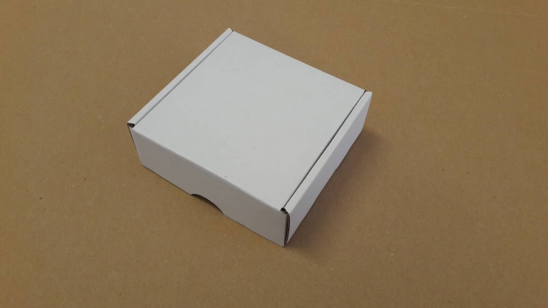 Dárková krabička Fefco 0427 - bílá (120x120x45)