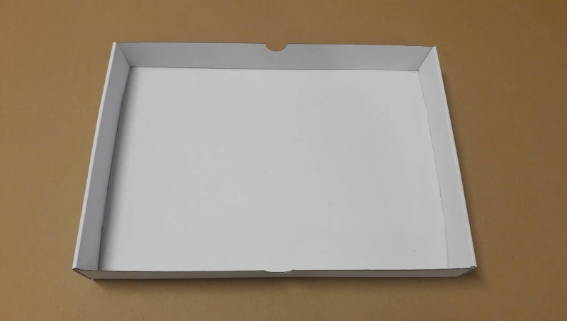 Krabice – pouze víko – bílá (440x300x50 mm)